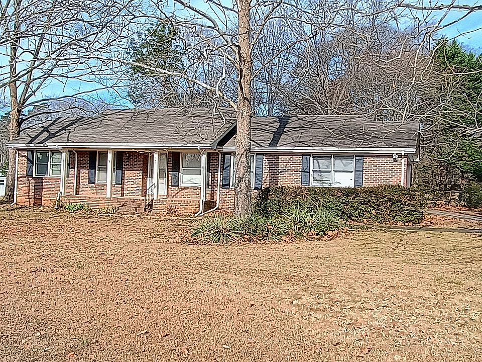 1st image of 340 Lakewood Dr