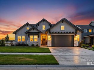 7407 W Diamond Lake Dr, Boise, ID 83714