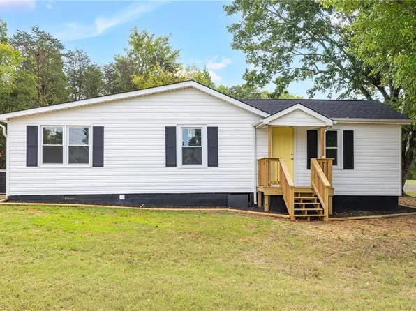 3140 Us Highway 158, Reidsville, NC 27320