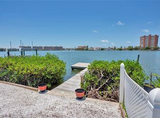 665 180th Ave E, Redington Shores, FL 33708