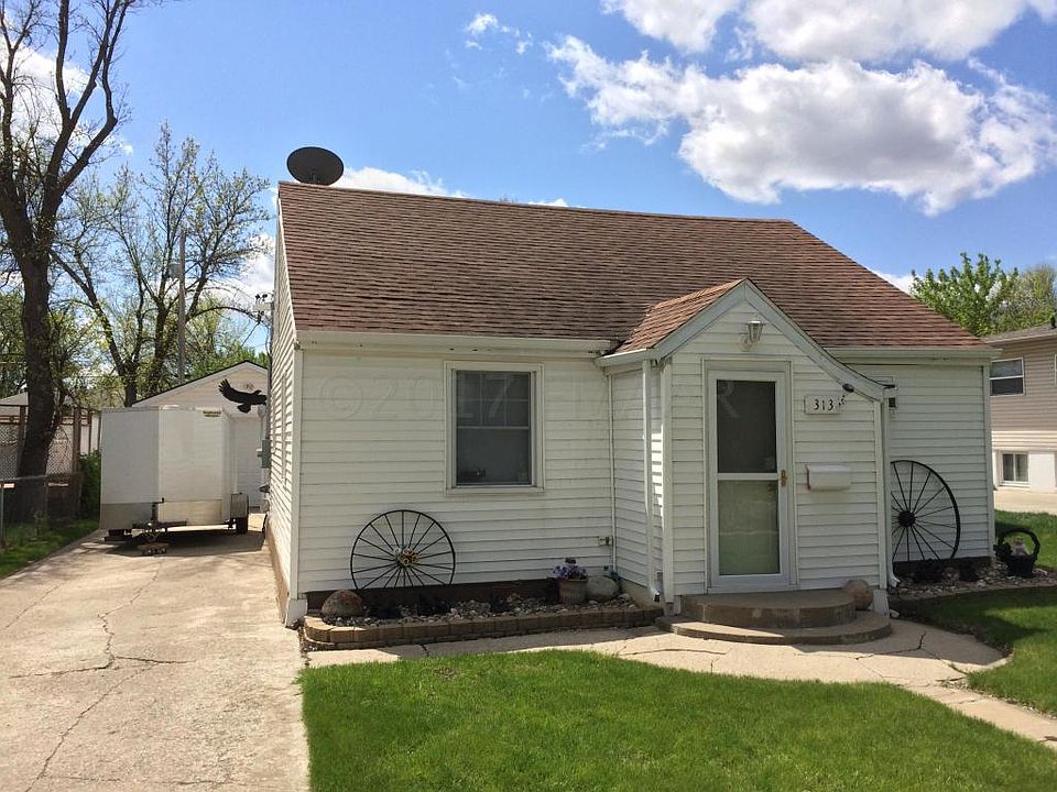 1st image of 313 5th Ave W