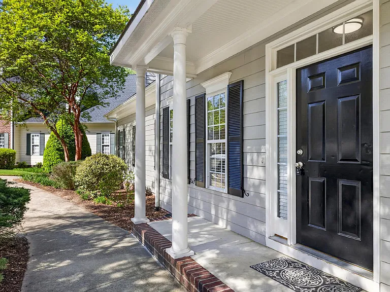 770 Parkside Townes Ct — Photo 3