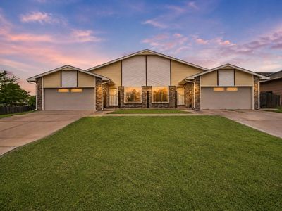 8702-8704 E Longlake Cir, Wichita, KS, 67207