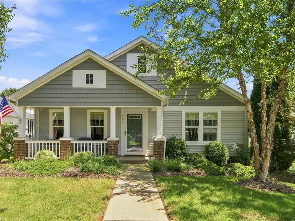 124 Parkview Ln, Bermuda Run, NC 27006