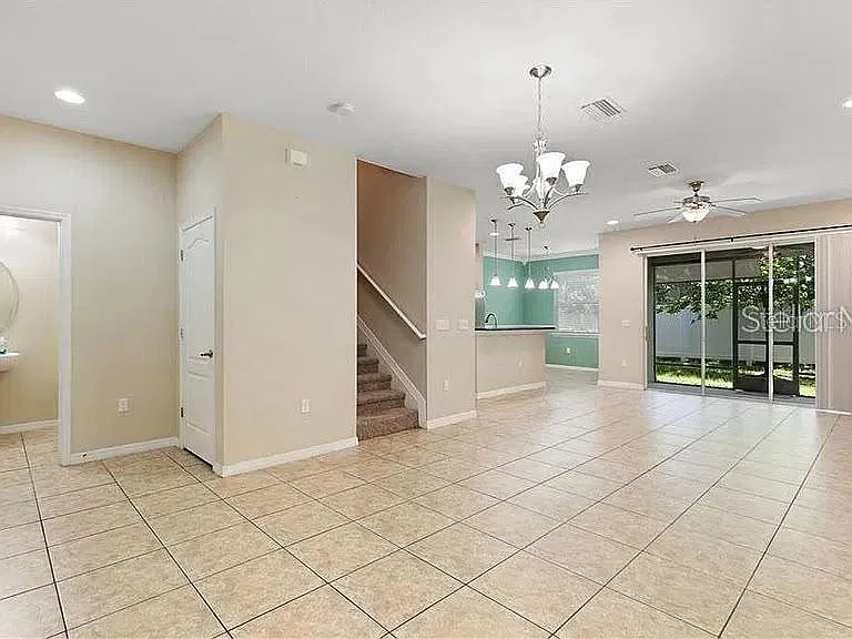 3 bed, 2.5 bath, 1870 sqft, $2,900 — Photo 3