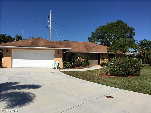1st image of 109 Willow Creek Ln