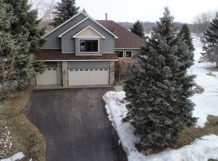 5532 Jenni Ln, White Bear Township, MN 55110