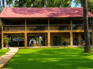 303 Riley Lake Dr, Hawthorne, FL 32640