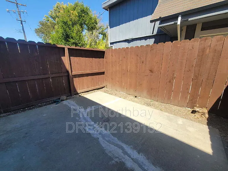 1200 Dana Dr #9 — Photo 24