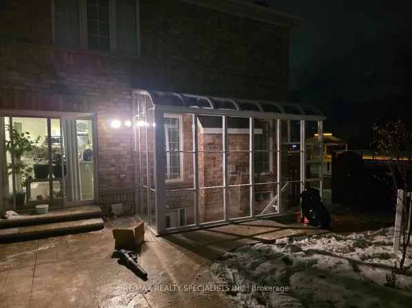 2 Sand Cherry Cres, Brampton, ON L6R 3A9