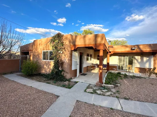 7 Shalom, Santa Fe, NM 87506