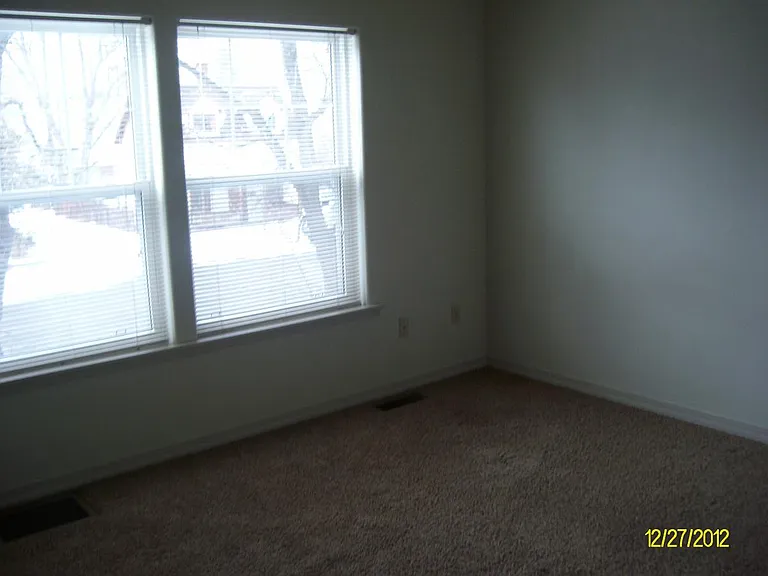 414 Madison St #A — Photo 6