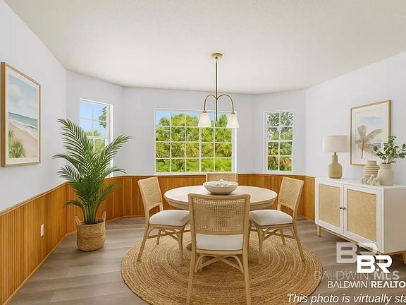 3rd image of 5785 Shady Woods Ct