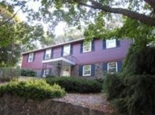 40 Rivers Ln, Melrose, MA 02176