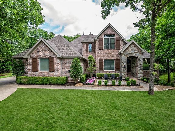 3rd image of 5272 N Prestwick Cir