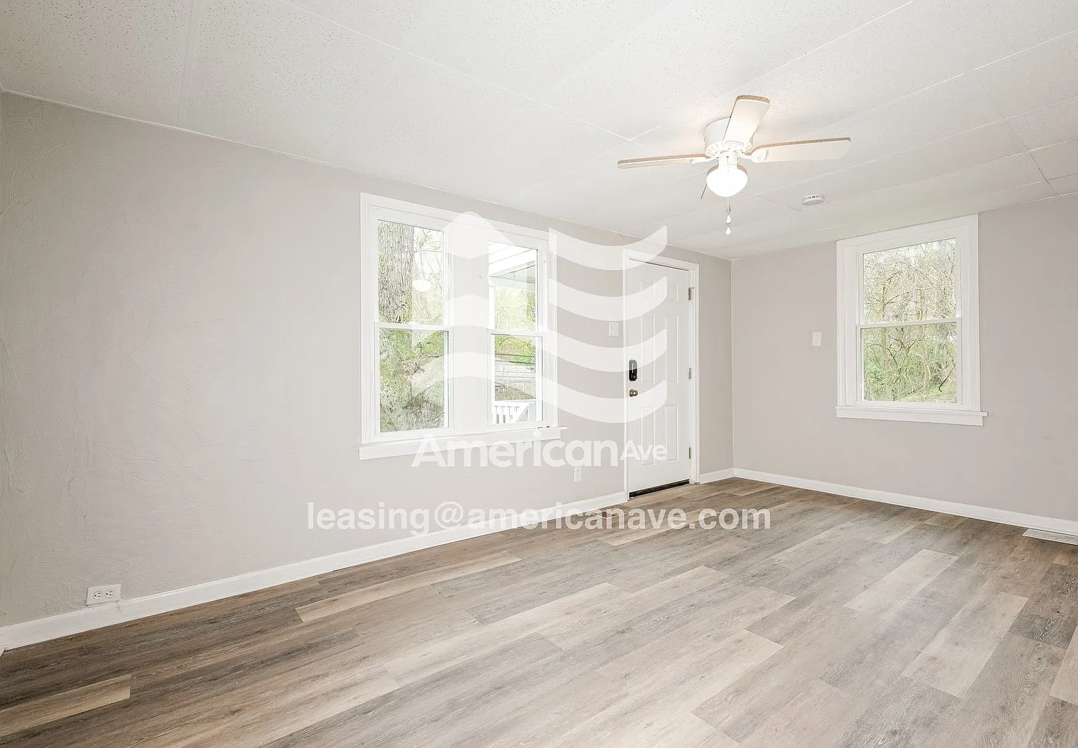 3 bed, 1.0 bath, 1056 sqft, $1,325 — Photo 4