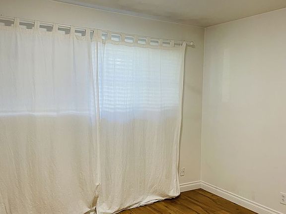 4th image of 2036 Benita Dr Unit 1