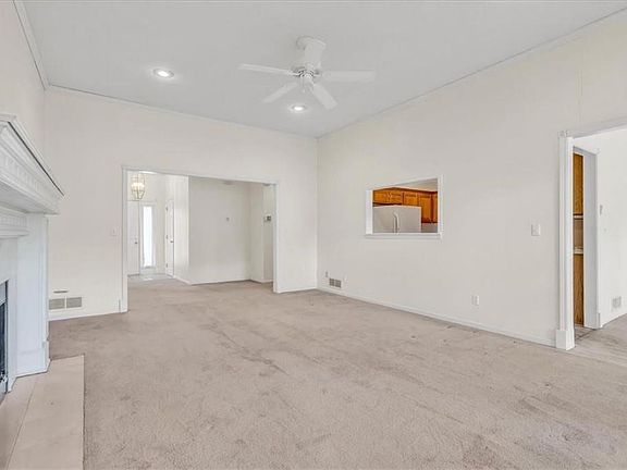 3rd image of 4313 S Milton Dr