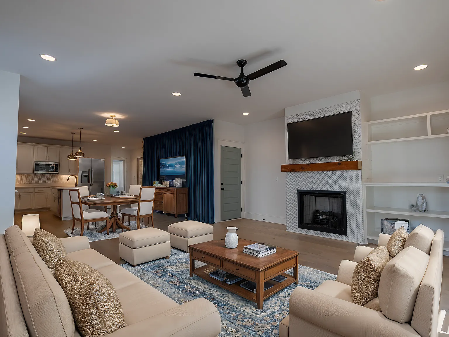 5 bed, 3580 sqft, $4,250 — Photo 2