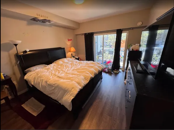 6490 194th St #9, Surrey, BC V4N 6J9