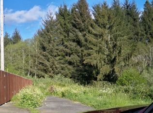2436 Edwards Ave, Crescent City, CA 95531