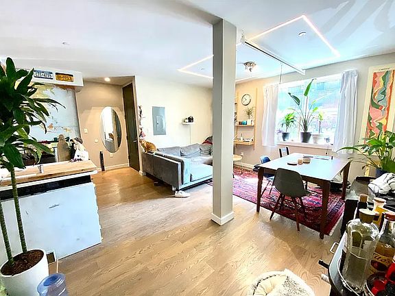 5th image of 125 Leonard St #3F