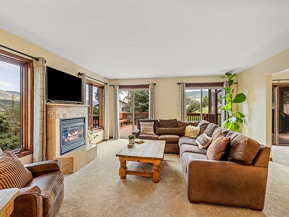 3rd image of 1141 Thornburg Street