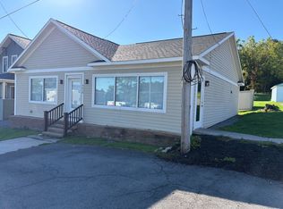 4878 W Seneca Tpke, Syracuse, NY 13215
