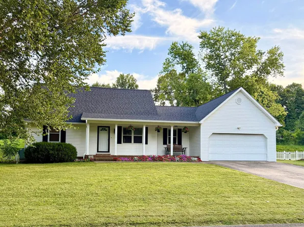 6120 Springbrook Dr, Paducah, KY 42001
