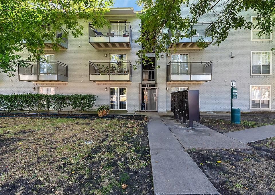 1st image of 4502 Gaston Ave APT 312