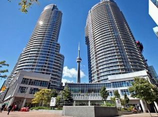 208 Queens Quay W #912, Toronto, ON M5J 2Y5