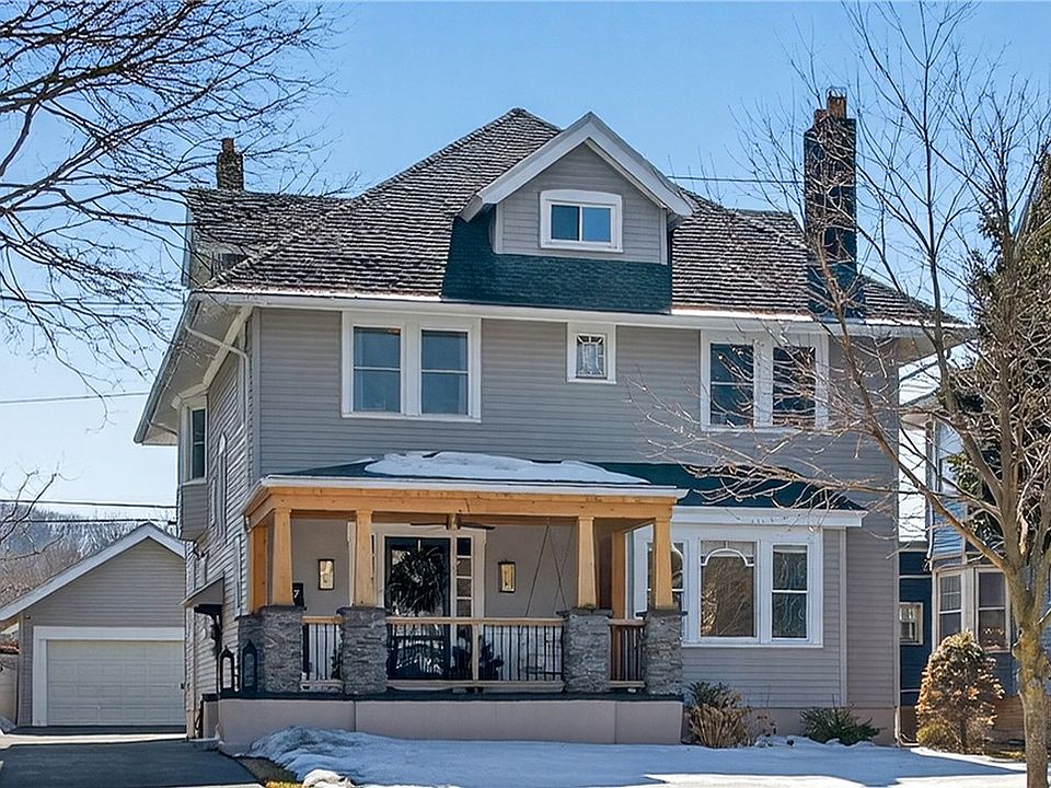 1st image of 387 Canterbury Rd