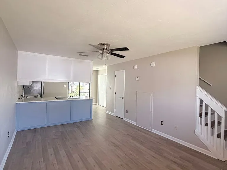 301 S Lipona Rd #24 — Photo 1