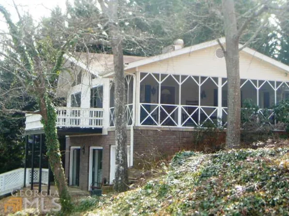 157 Cleveland Dr, Toccoa, GA 30577