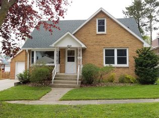 1010 E Walnut St, Horicon, WI 53032