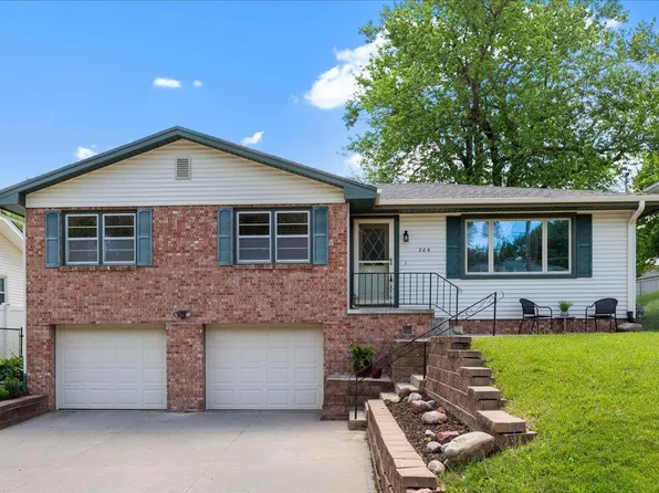 209 Zenith Dr, Council Bluffs, IA 51503