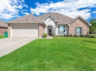 42656 Cherrybark Oak Dr, Ponchatoula, LA 70454