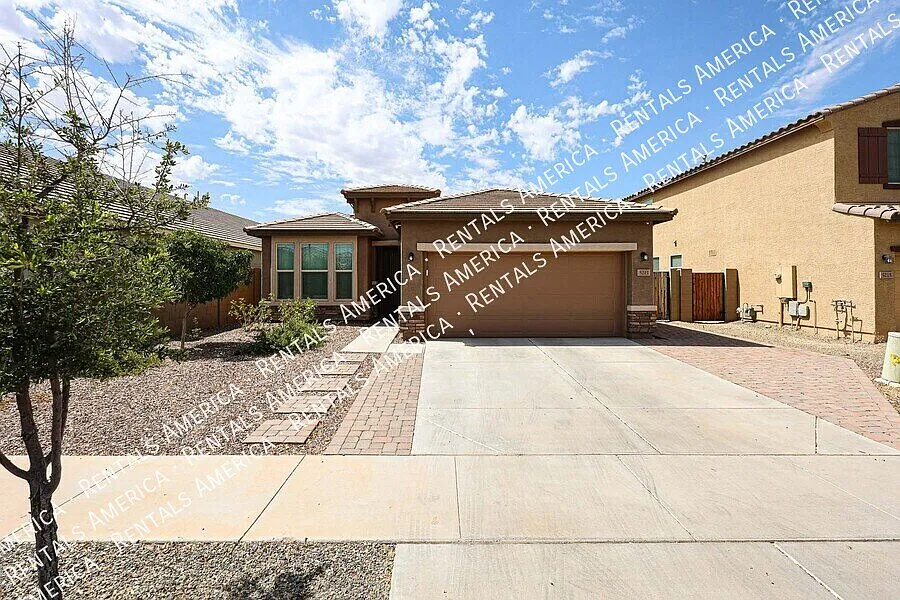 Move-In Special ? Two Weeks Free! — Photo 2