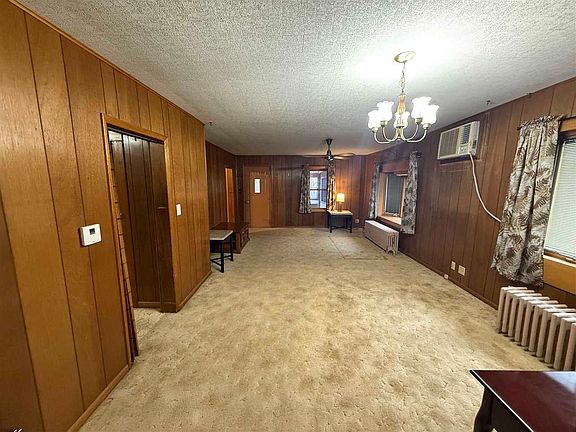 4th image of 507 E Batty St