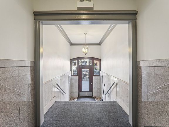 3rd image of 4445 N Magnolia Ave #3