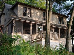 92 Poplar Rdg, Grand Haven, MI 49417