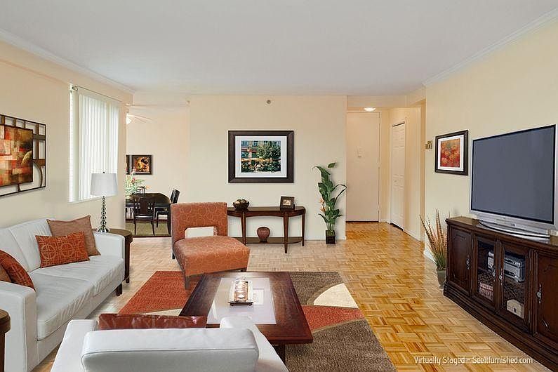 2nd image of 1532 Beacon St #404SN