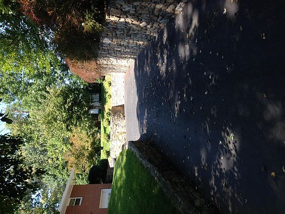 2nd image of 3235 Woodland Dr SW
