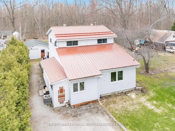 46 Hearthstone Dr, Tay, ON L0K 2C0