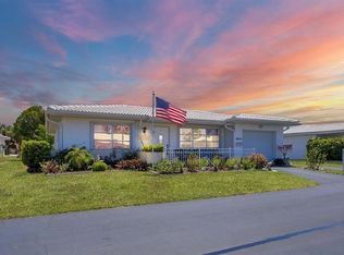 8701 Pickwick Rd, North Port, FL 34287