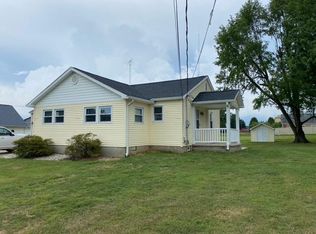 1813 State St, Washington, IN 47501