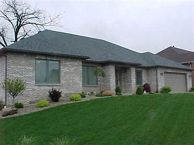 2nd image of 733 Hunters Chase Dr