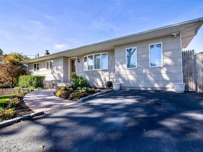 19 Ridgewood Drive, Shirley, NY, 11967