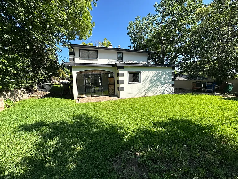 6912 Bryn Mawr Dr — Photo 16
