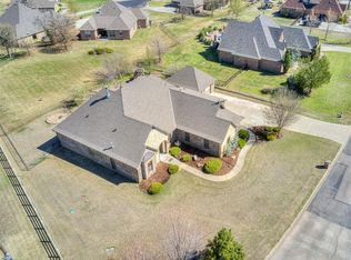 1561 Palazzo Pt, Edmond, OK 73034